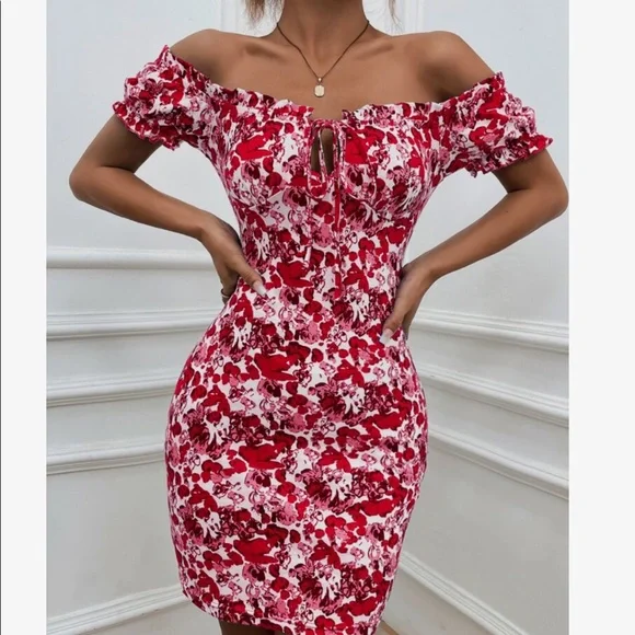 Boho Vibrant Red Floral Print Off Shoulder Bodycon Dress - Picture 4 of 8